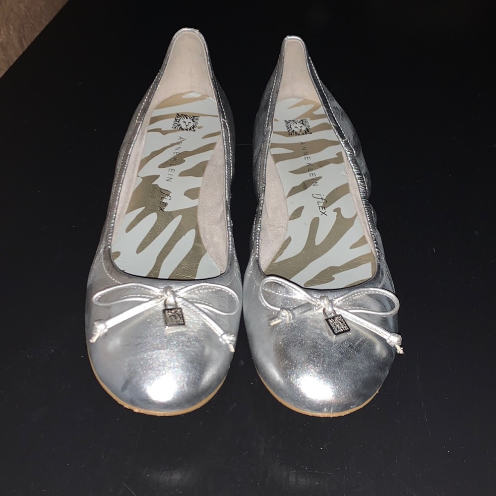 Silver leather flats with 1/2 inches heel Size 10M Anne Klein